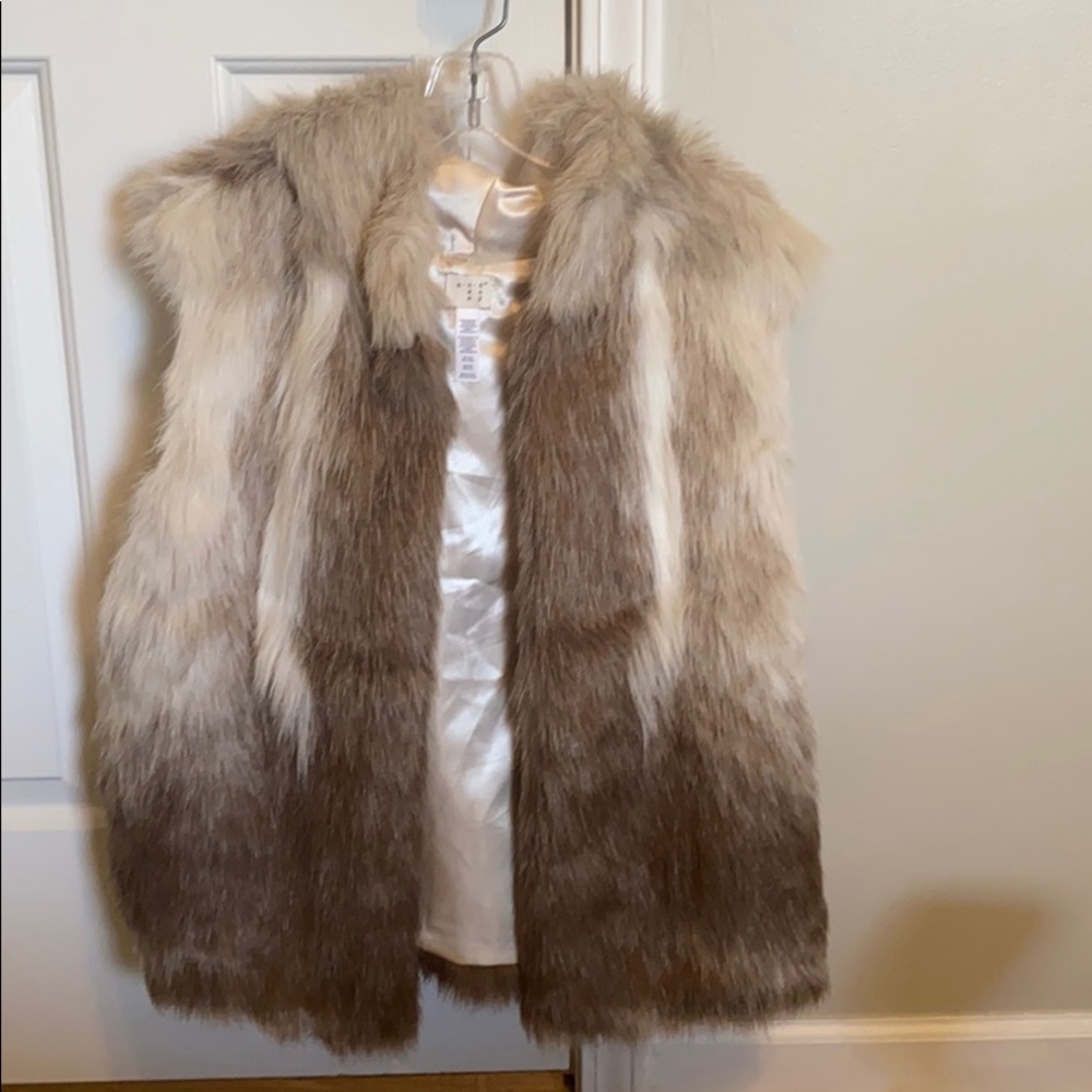 A new day faux fur vest with hoodie